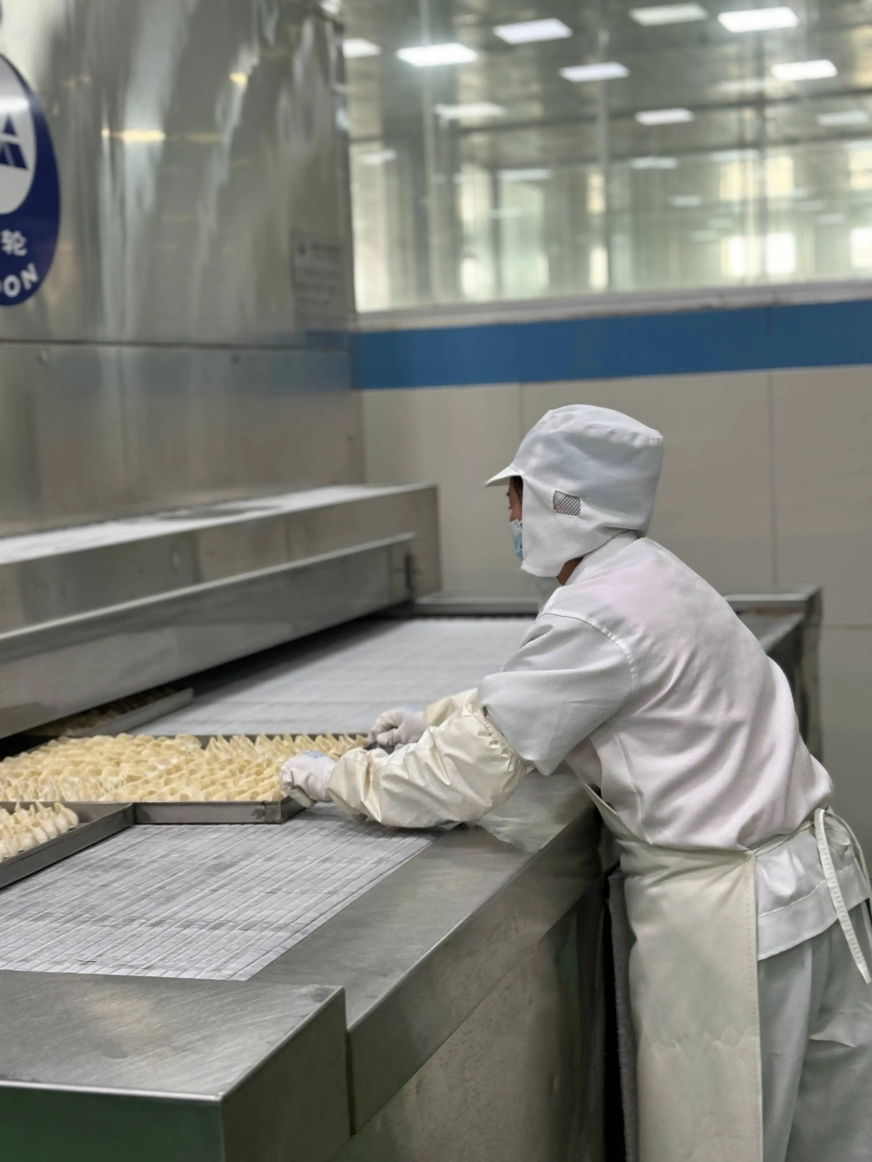 Adopts advanced quick‑freezing technology to lock in freshness and flavour